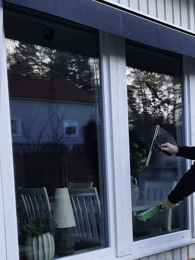 Fönsterputsning